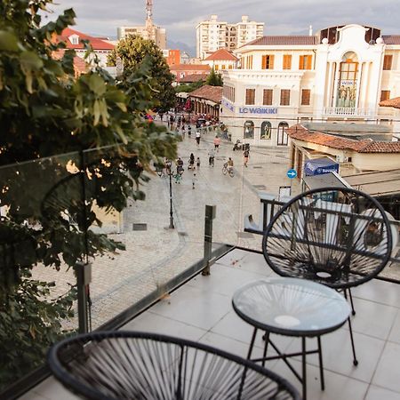 Downtown Hotel Шкодер Экстерьер фото