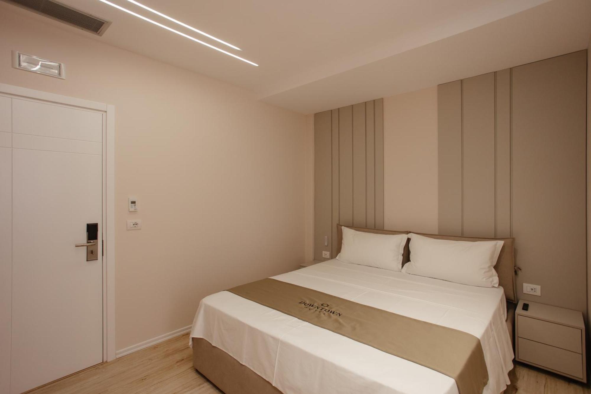 Downtown Hotel Шкодер Экстерьер фото