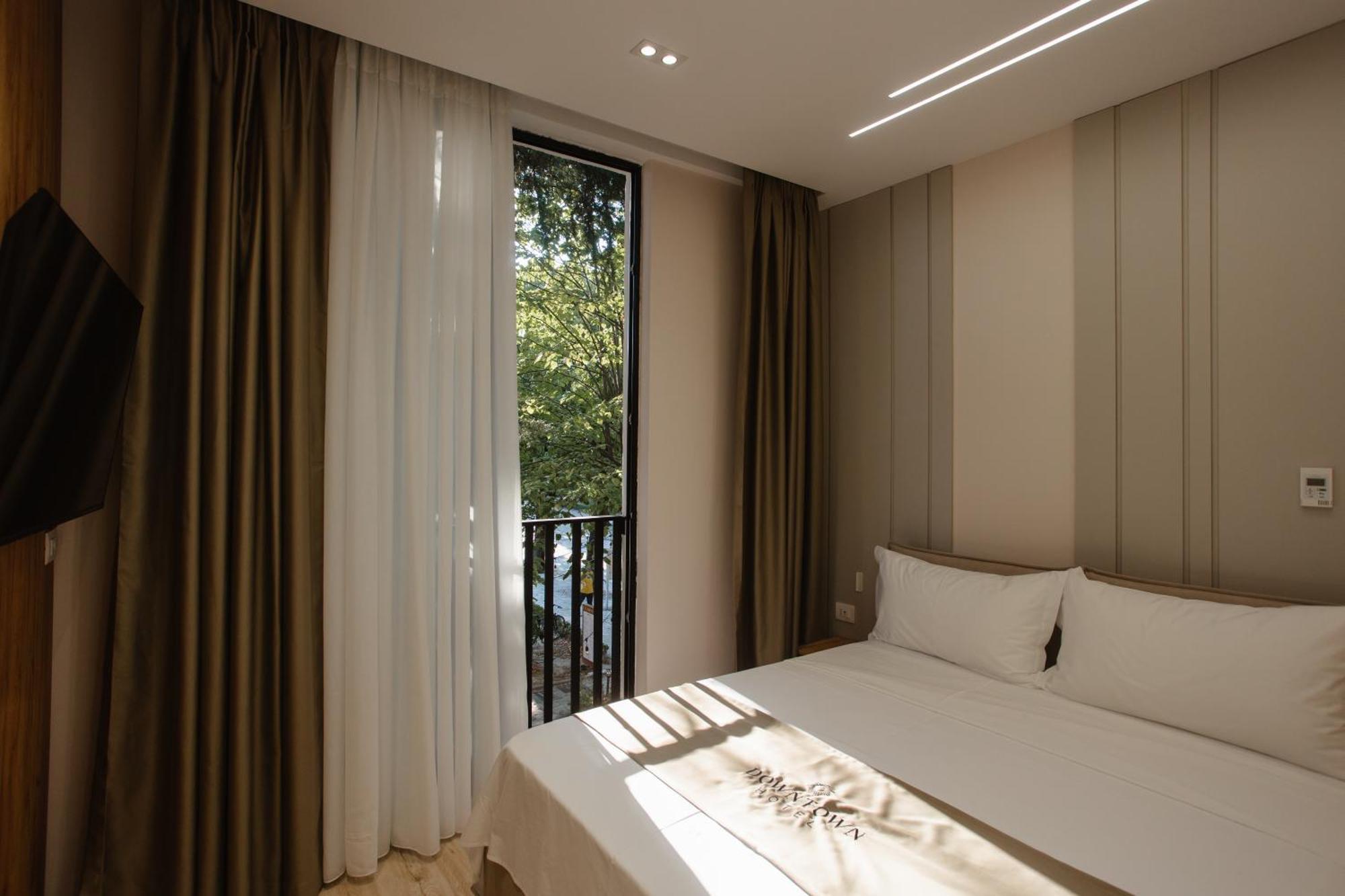 Downtown Hotel Шкодер Экстерьер фото