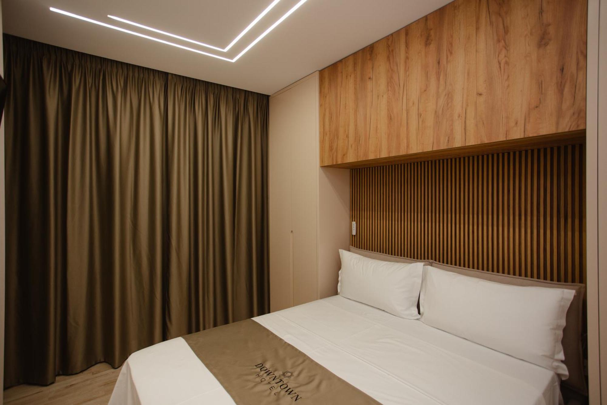 Downtown Hotel Шкодер Экстерьер фото