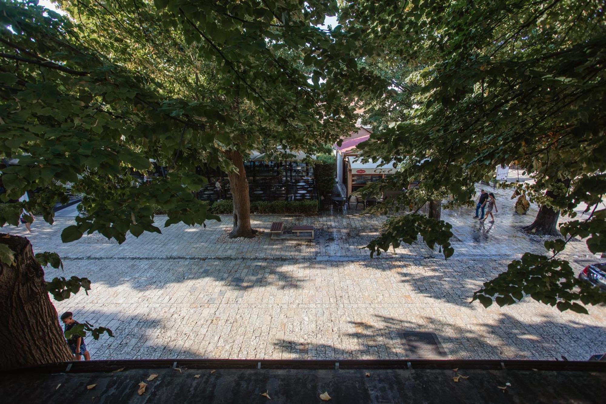 Downtown Hotel Шкодер Экстерьер фото