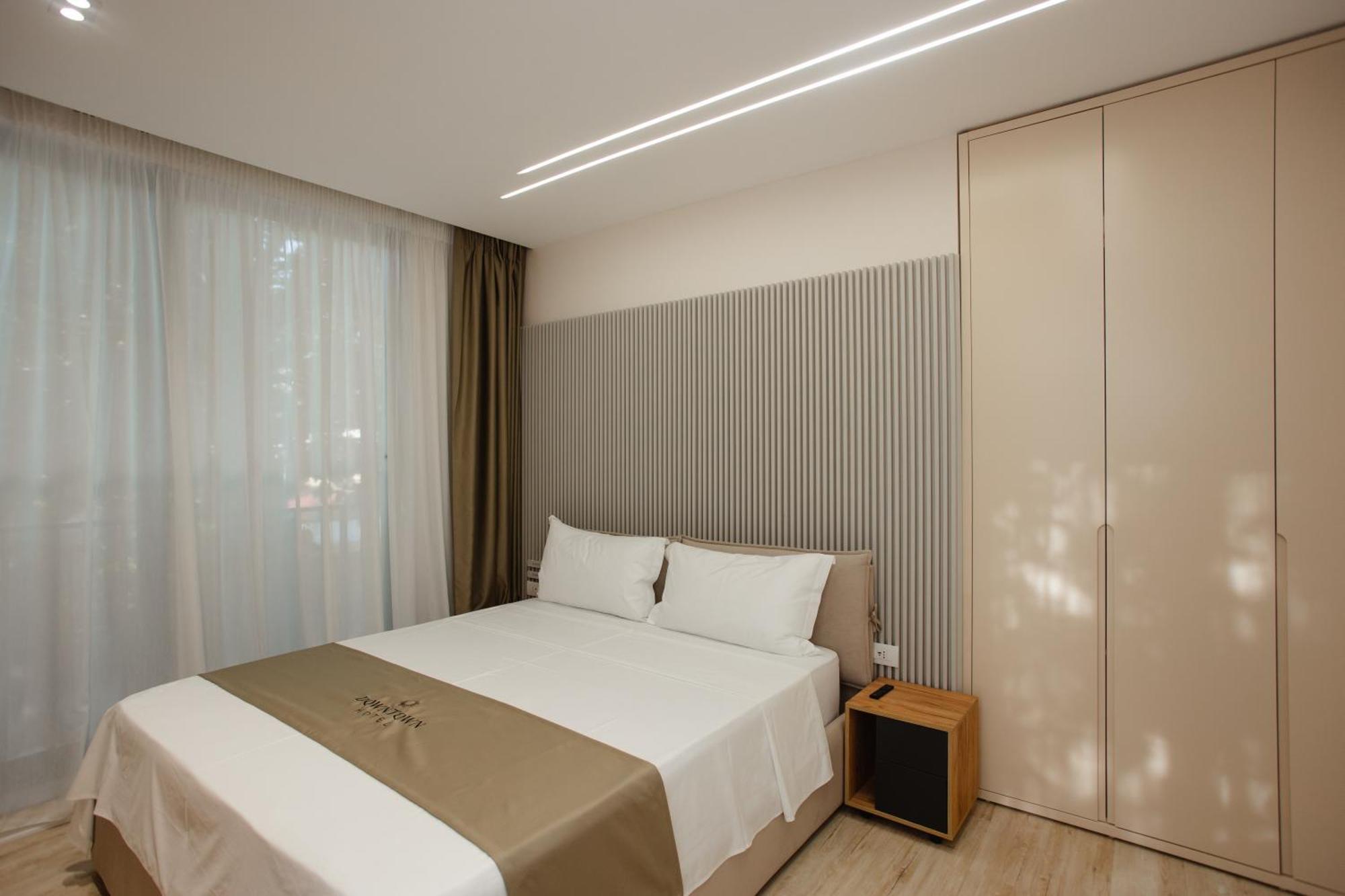 Downtown Hotel Шкодер Экстерьер фото