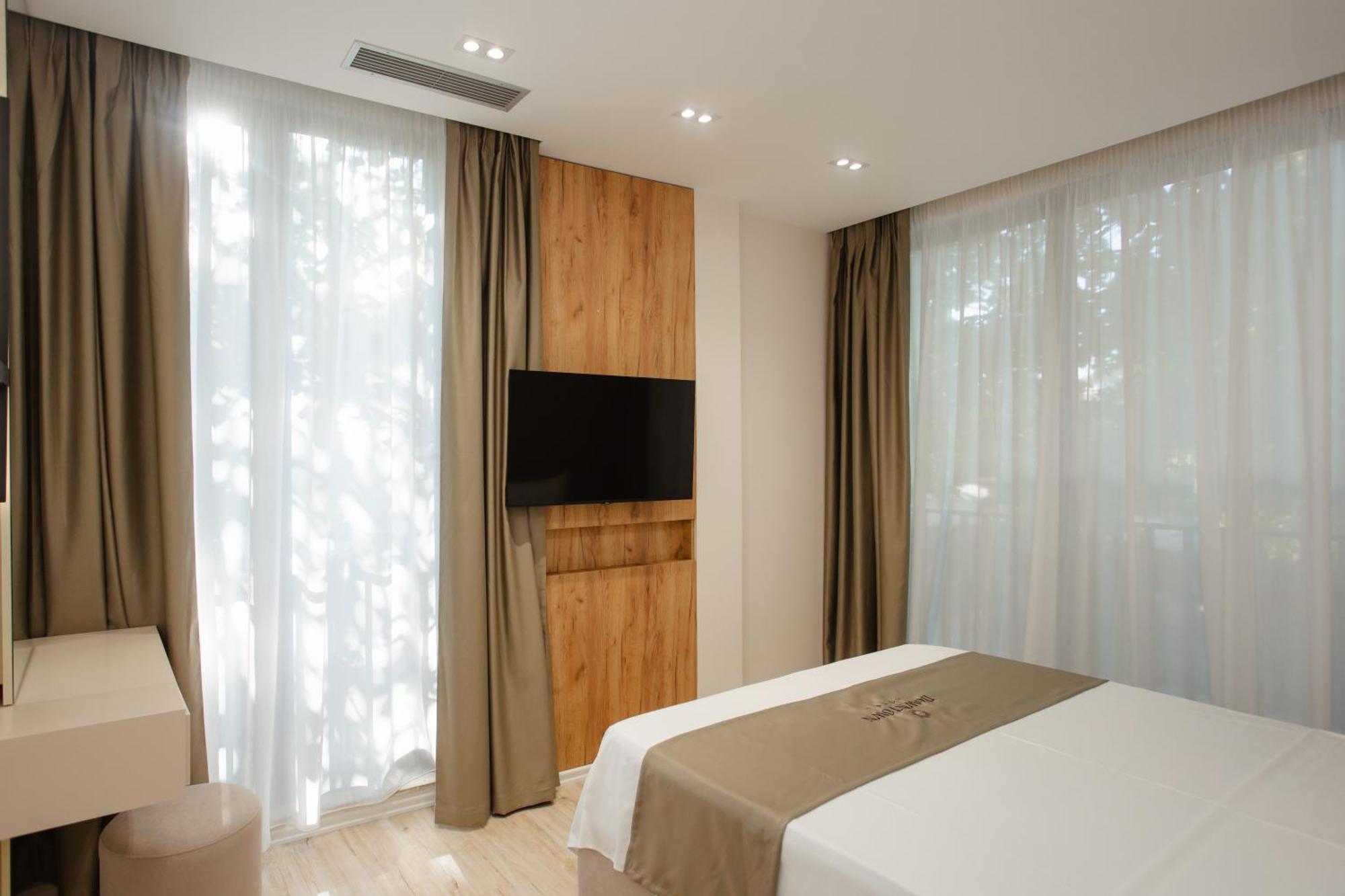 Downtown Hotel Шкодер Экстерьер фото