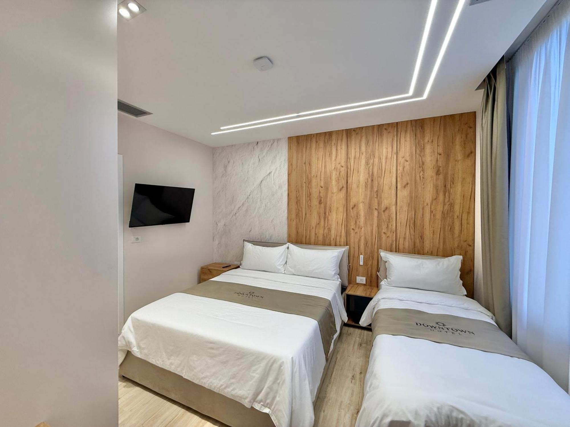 Downtown Hotel Шкодер Экстерьер фото